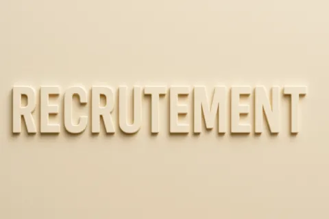 RECRUTEMENT